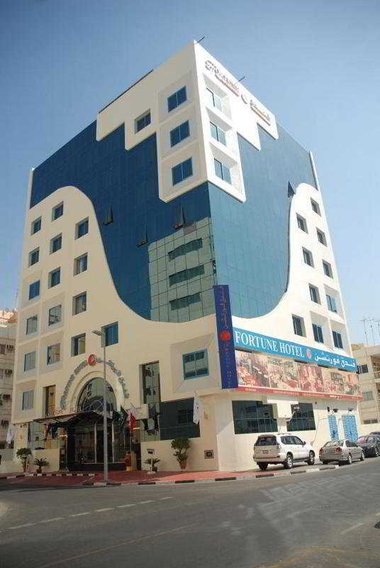 Signature Deira 3*